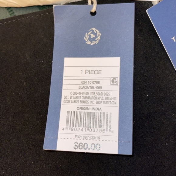 NWT Universal Thread Purse - Picture 2 of 3